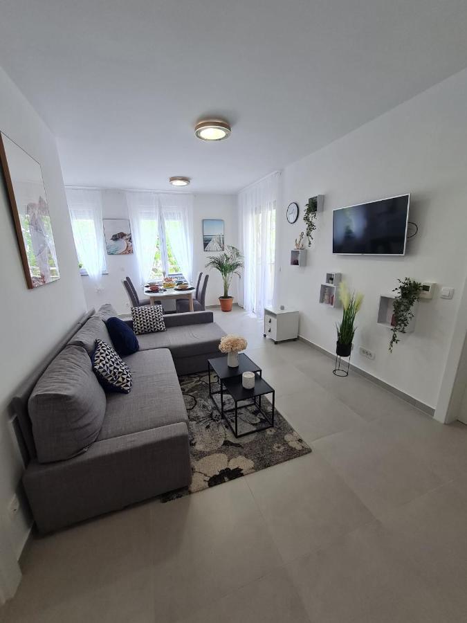 Apartment Alea Сень Экстерьер фото
