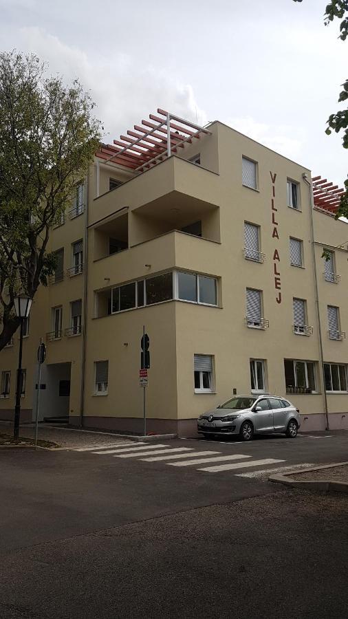 Apartment Alea Сень Экстерьер фото